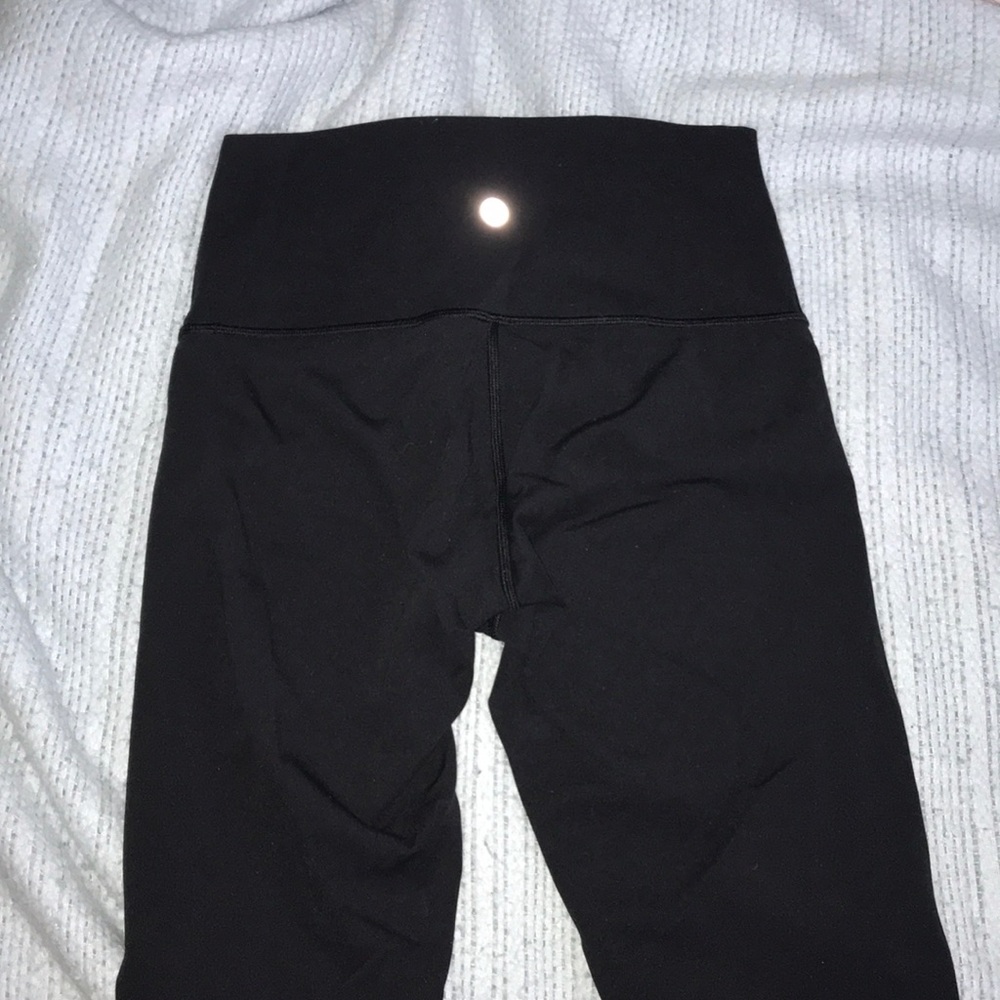 lululemon cropped leggings - Picture 2 of 2
